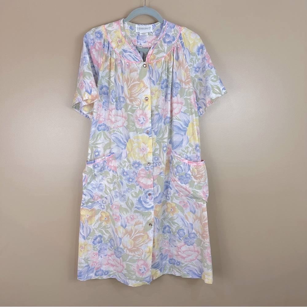 Vintage Herbcraft Pastel Floral Pearl Snap Front House Coat Dress Robe Medium